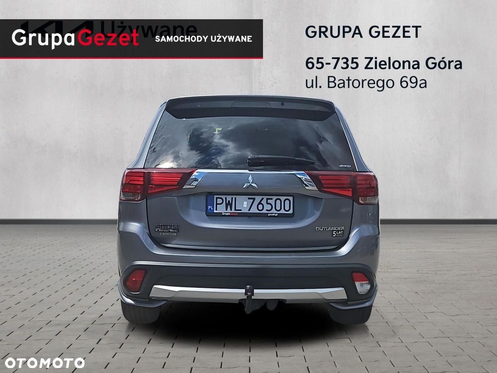 Mitsubishi Outlander - 4