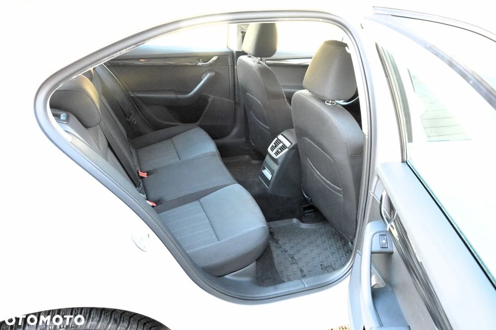Skoda Octavia 1.4 TSI Style - 36