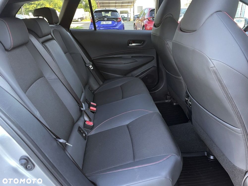 Toyota Corolla 1.8 Hybrid GR Sport Dynamic - 8