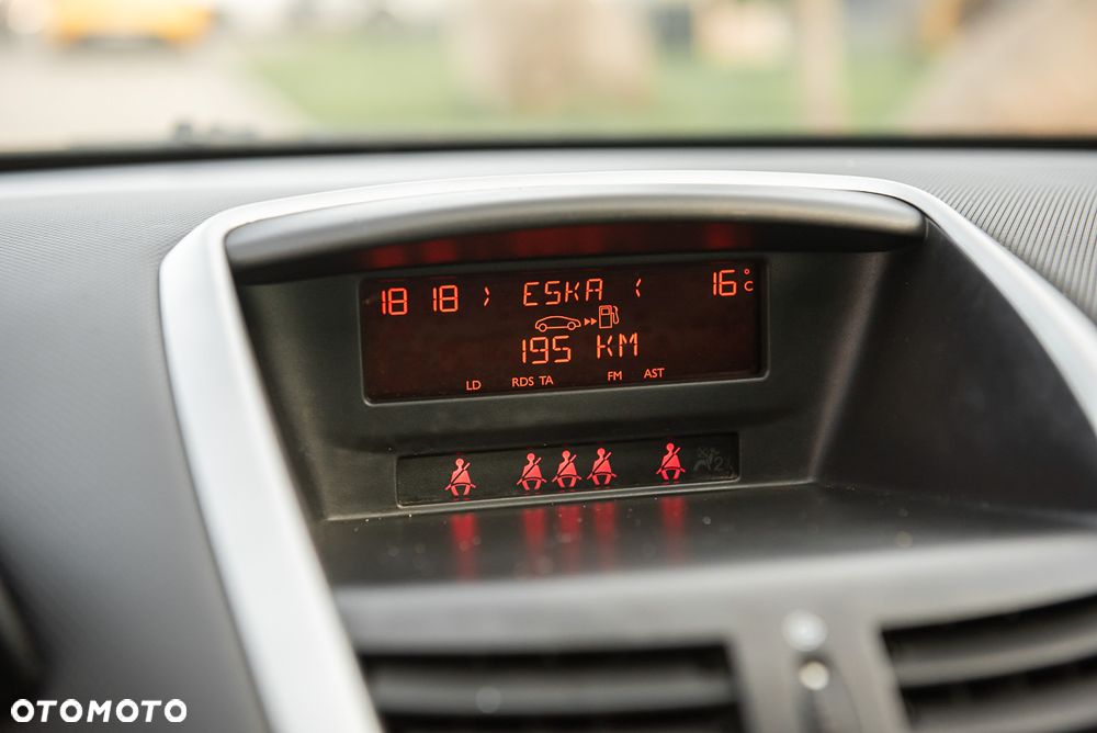 Peugeot 207 120 VTi Premium - 24