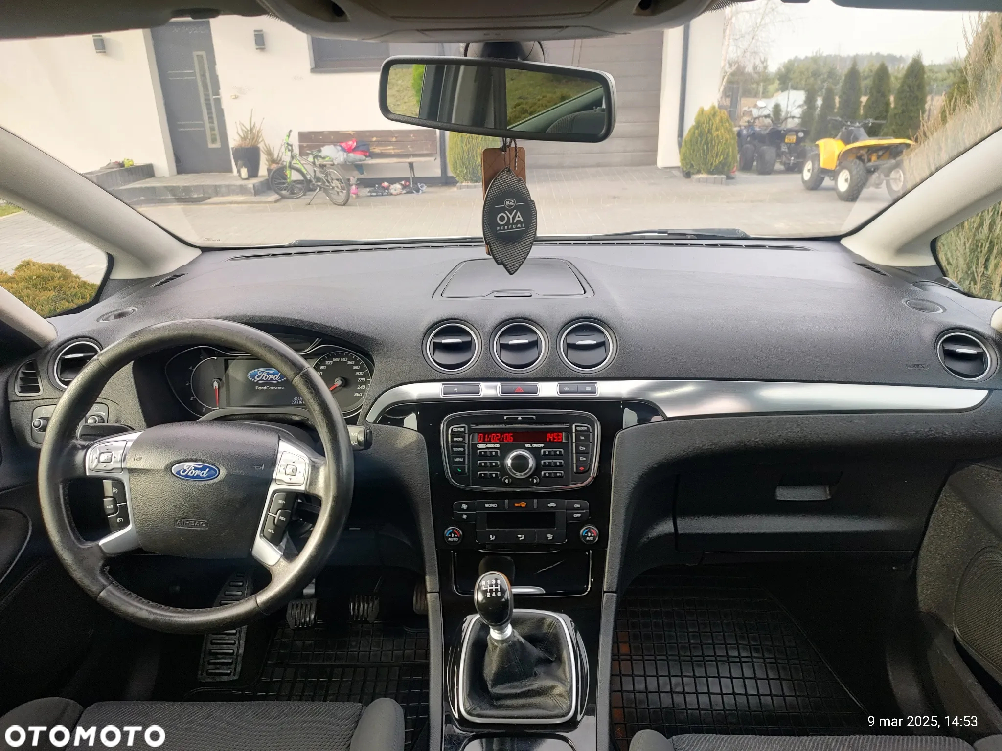 Ford S-Max - 13