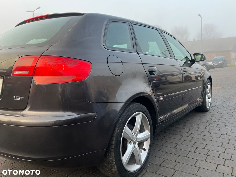 Audi A3 Sportback 1.8 TFSI S line Sportpaket Plus - 15