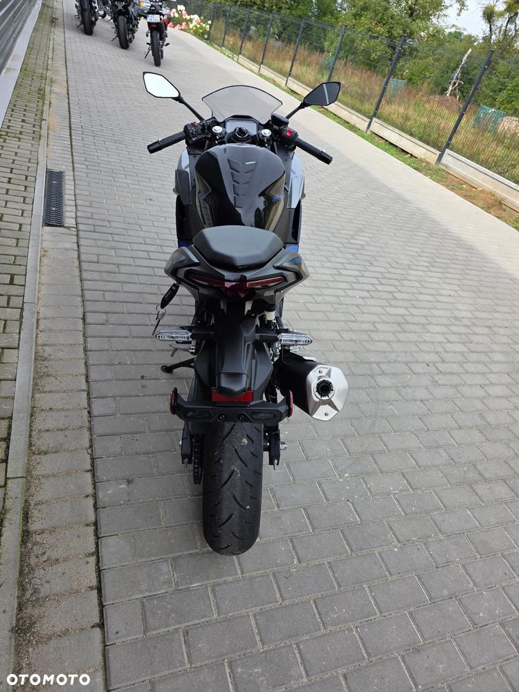 Kawasaki Ninja 500 - 21