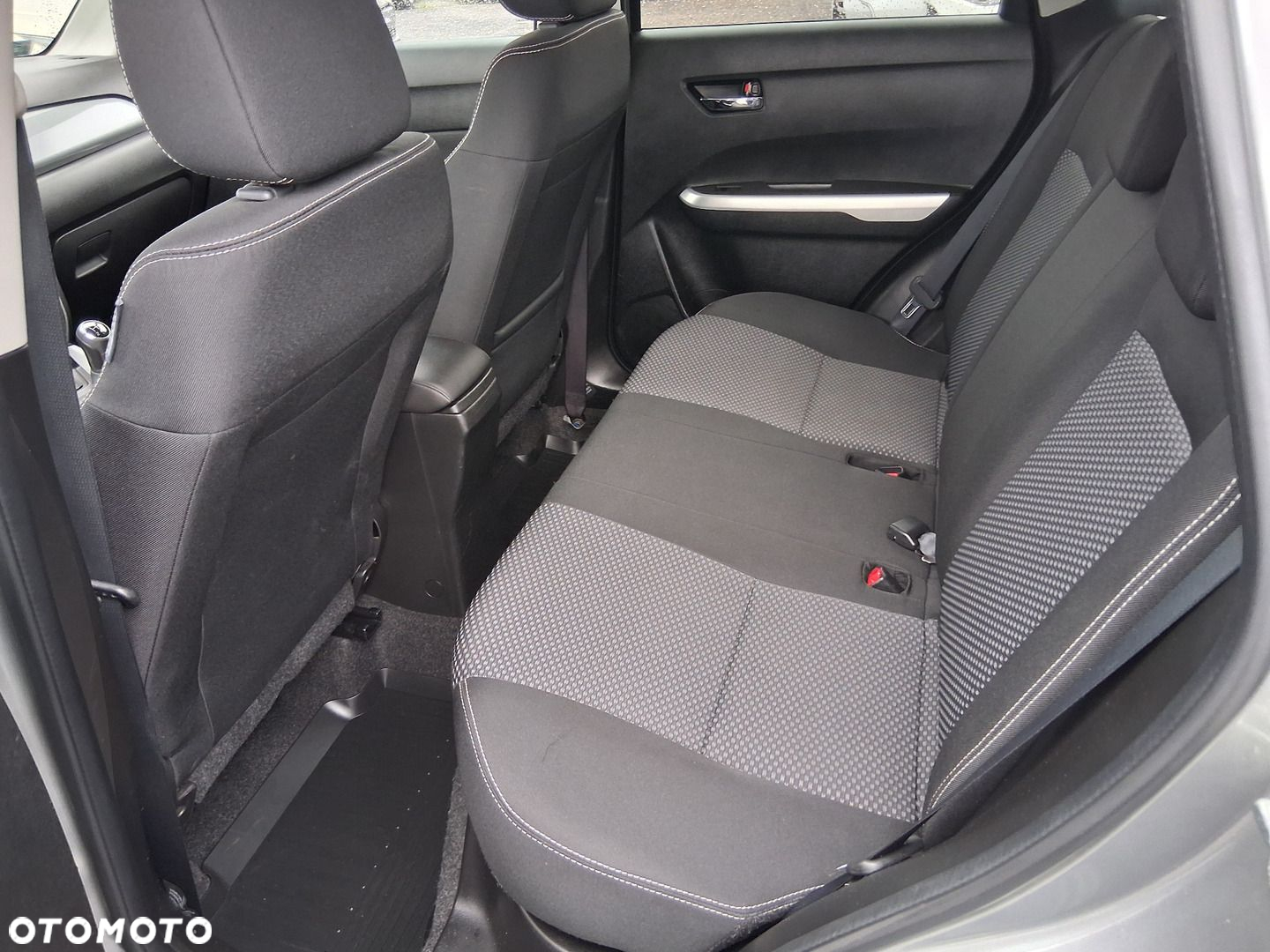 Suzuki Vitara 1.6 Premium 2WD - 16