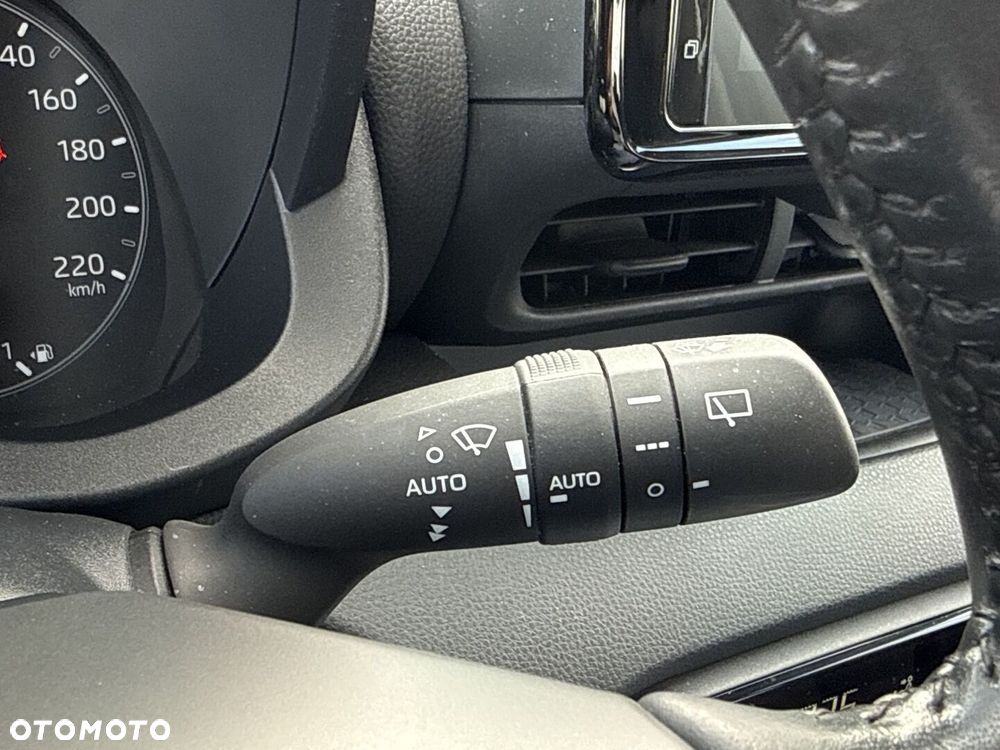 Toyota Yaris Hybrid 1.5 Comfort - 15