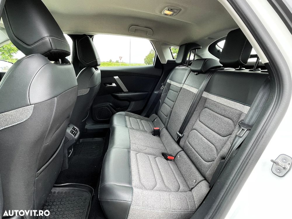 Citroën C4 PureTech 100 Stop&Start FEEL - 26