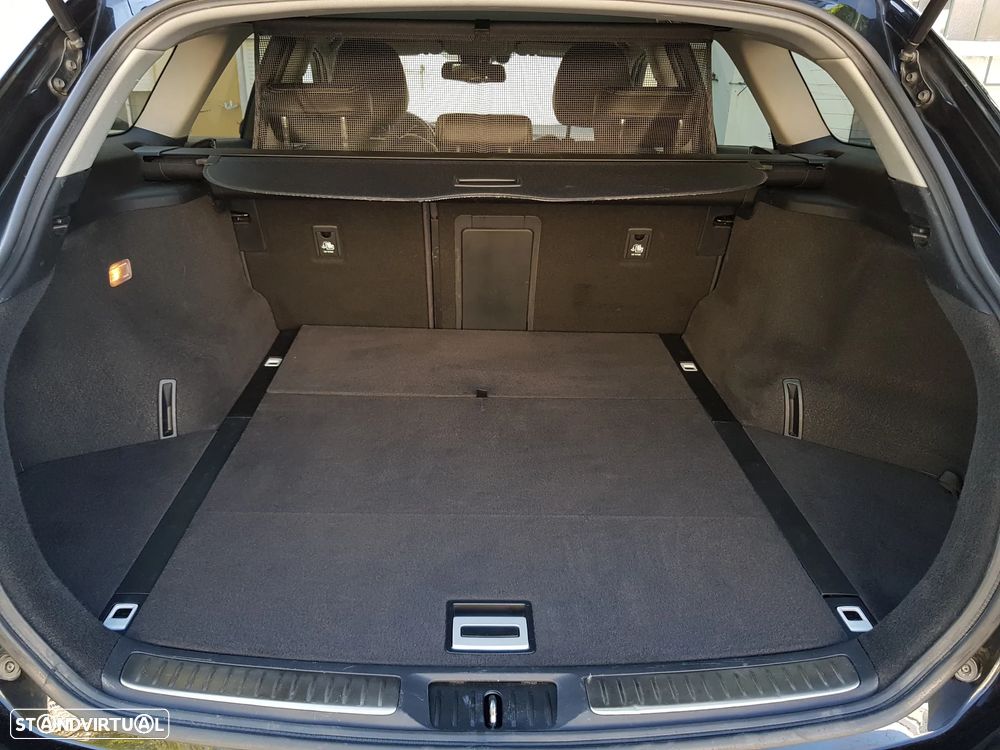 Toyota Avensis Touring Sports 1.6 D-4D Luxury+GPS - 10