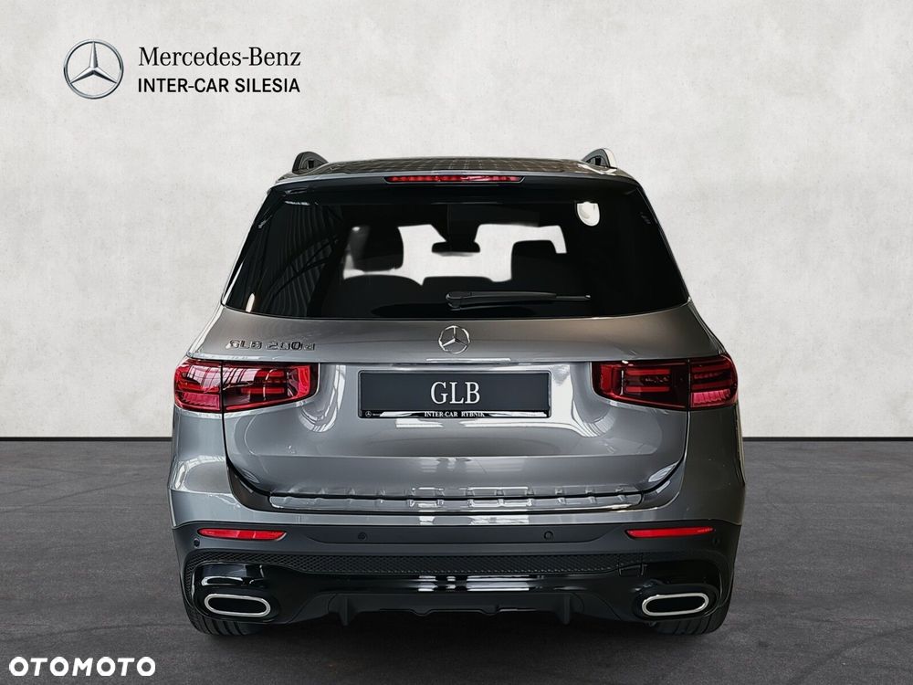 Mercedes-Benz GLB - 6