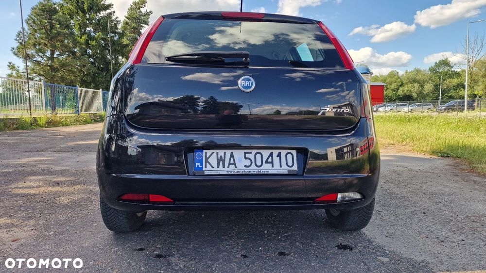 Fiat Grande Punto 1.4 8V - 18