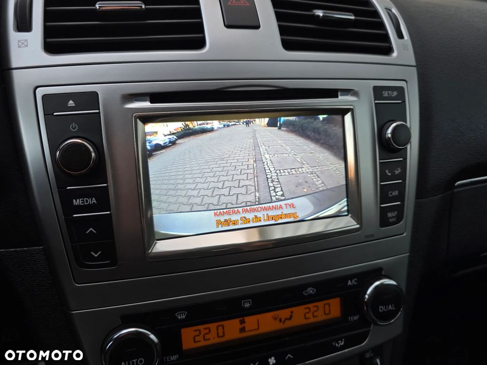 Toyota Avensis 1.8 Premium - 33