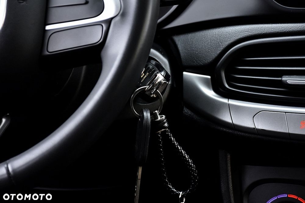 Fiat Tipo 1.4 T-Jet 16v Lounge - 24