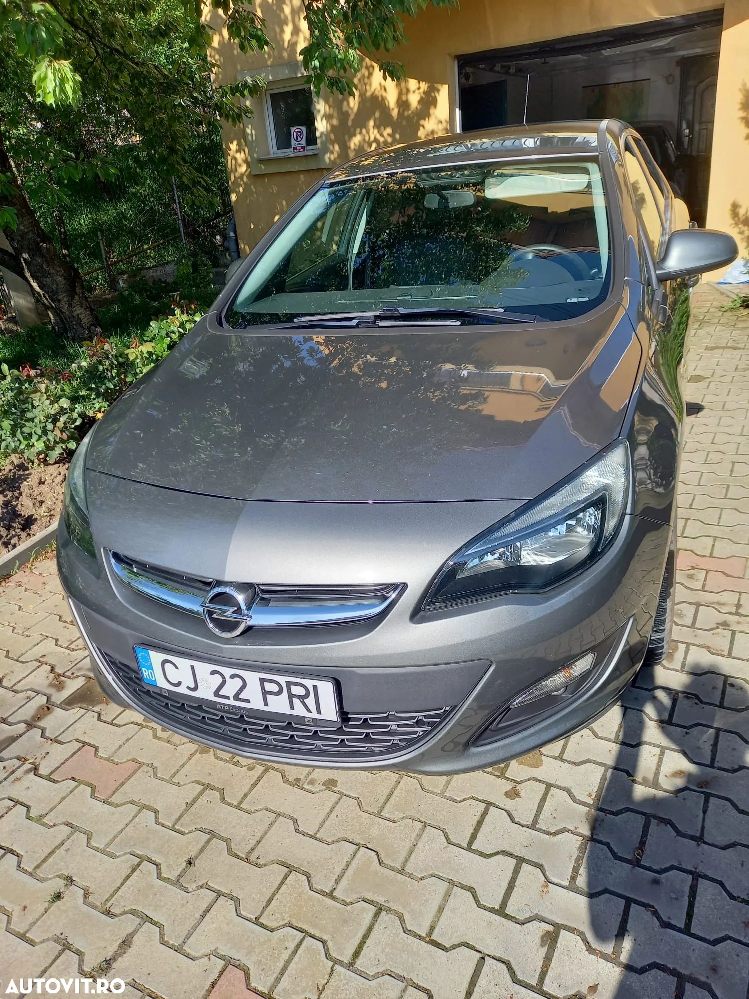 Opel Astra 1.4 ECOTEC Turbo Enjoy - 1