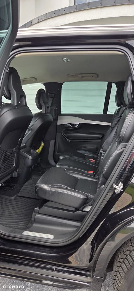 Volvo XC 90 - 7