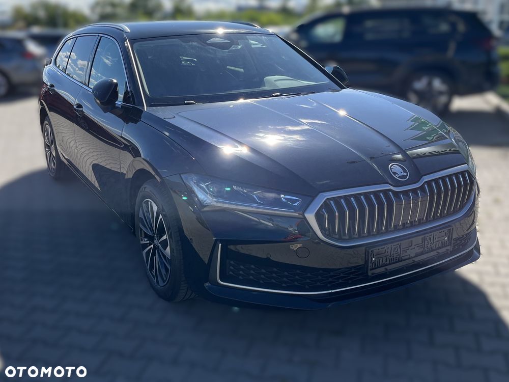 Skoda Superb 2.0 TSI Edition 130 DSG - 2