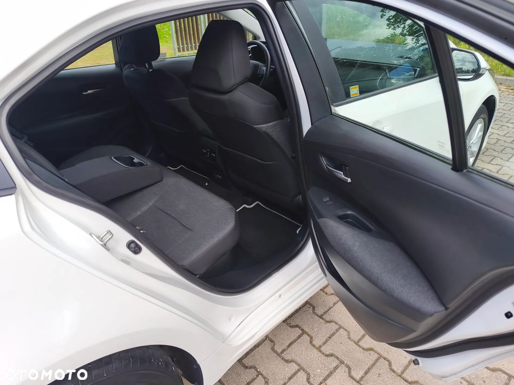 Toyota Corolla 1.8 Hybrid Comfort - 15