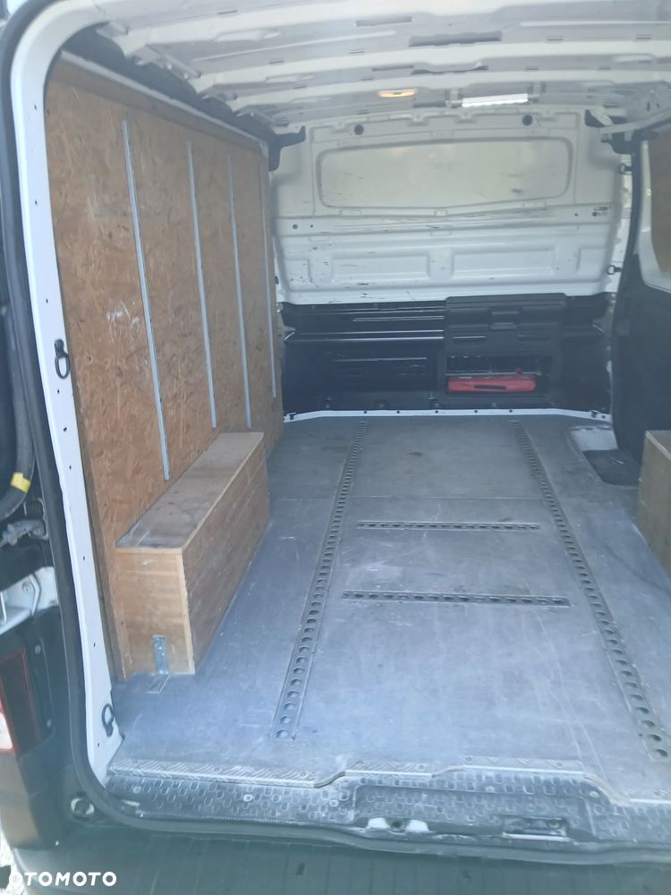 Renault Trafic - 14