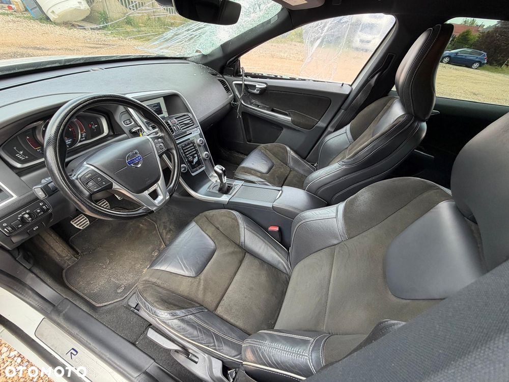 Volvo XC 60 D3 Drive-E R-Design Kinetic - 9
