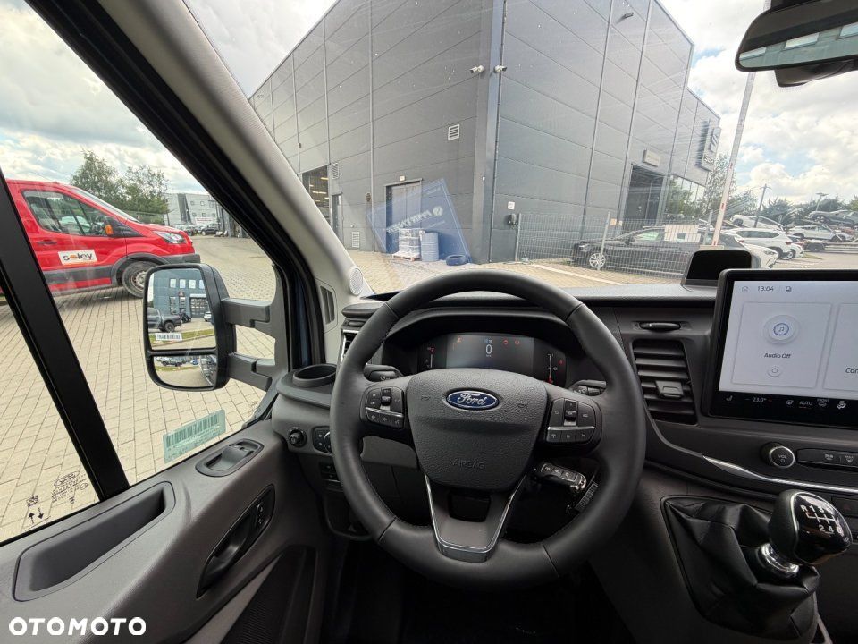 Ford Transit - 11