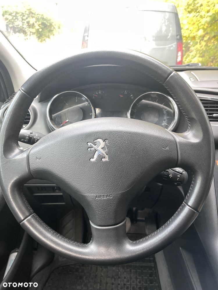Peugeot 3008 1.6 BlueHDi Active S&S EAT6 - 11