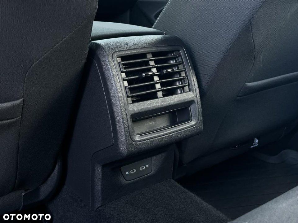 Volkswagen Golf - 15