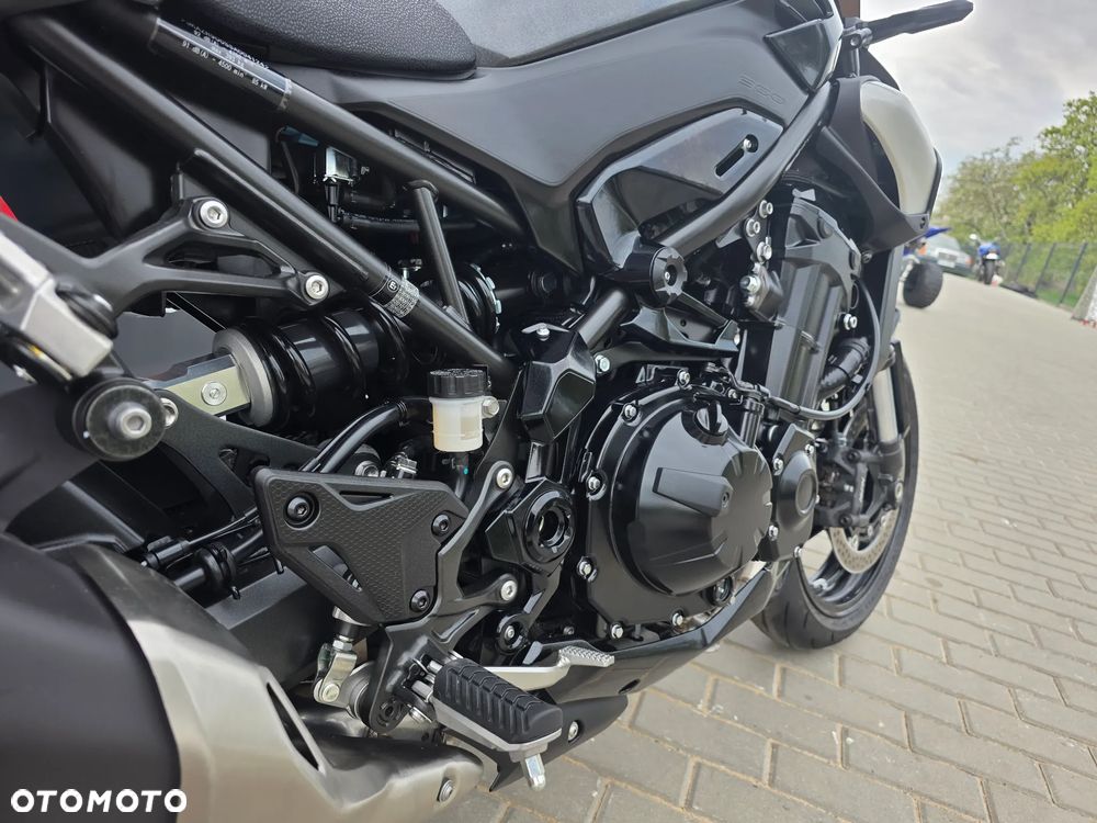 Kawasaki Z 900 - 21