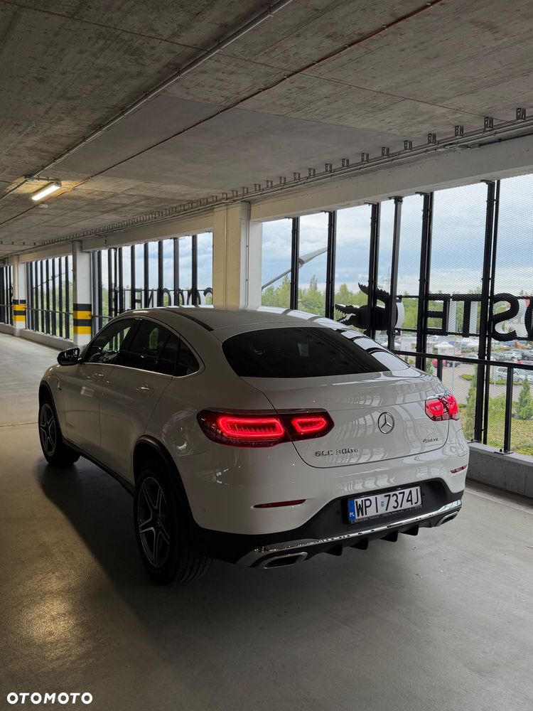 Mercedes-Benz GLC 300 de 4-Matic AMG Line - 2