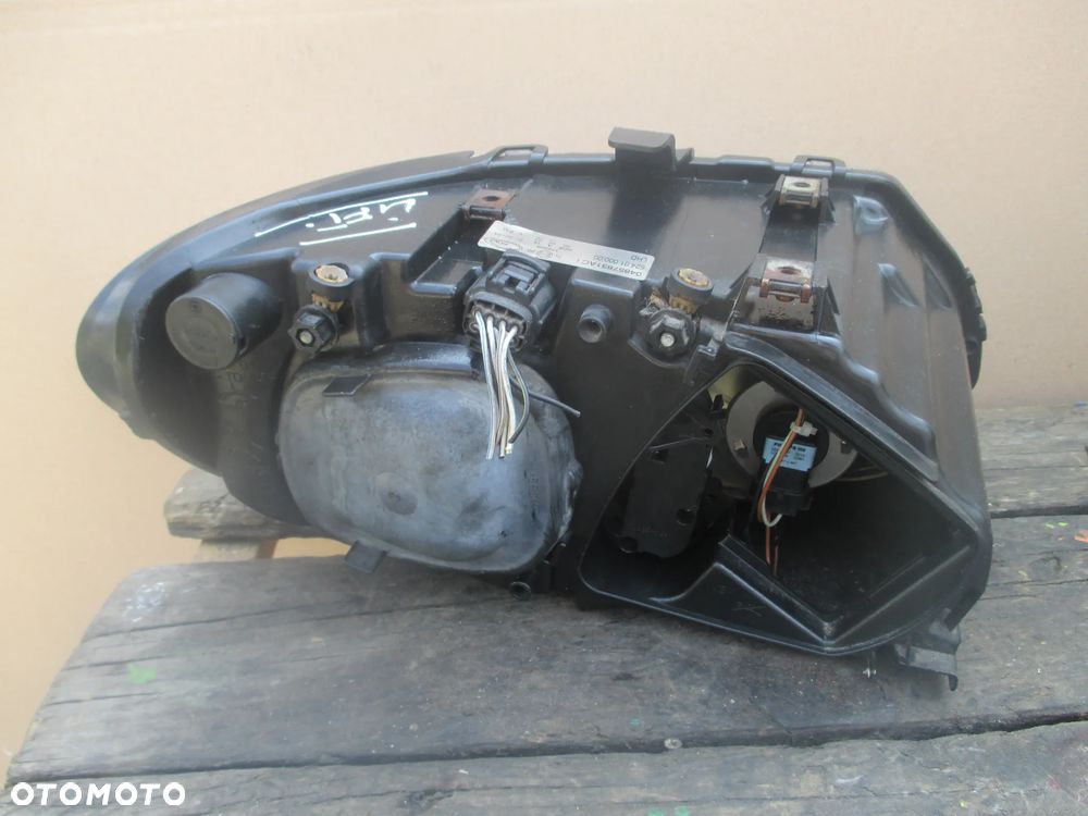 lampa lewa Chrysler Voyager lift ZKW Europa - 4