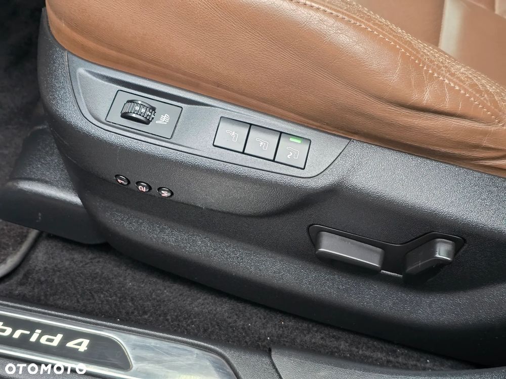 Citroën DS5 Hybrid4 EGS6 SportChic - 24