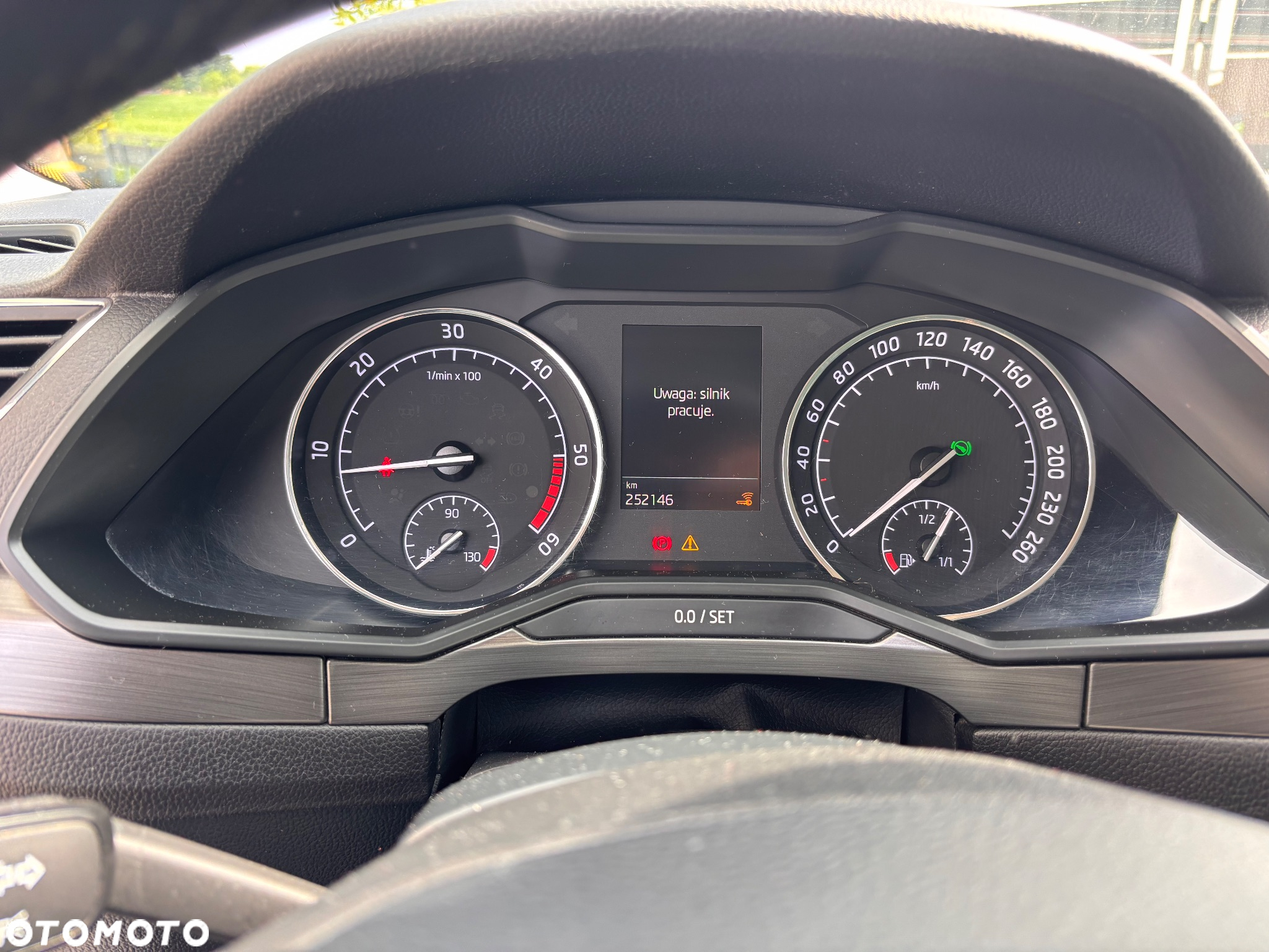Skoda Superb 2.0 TDI Ambition DSG - 9