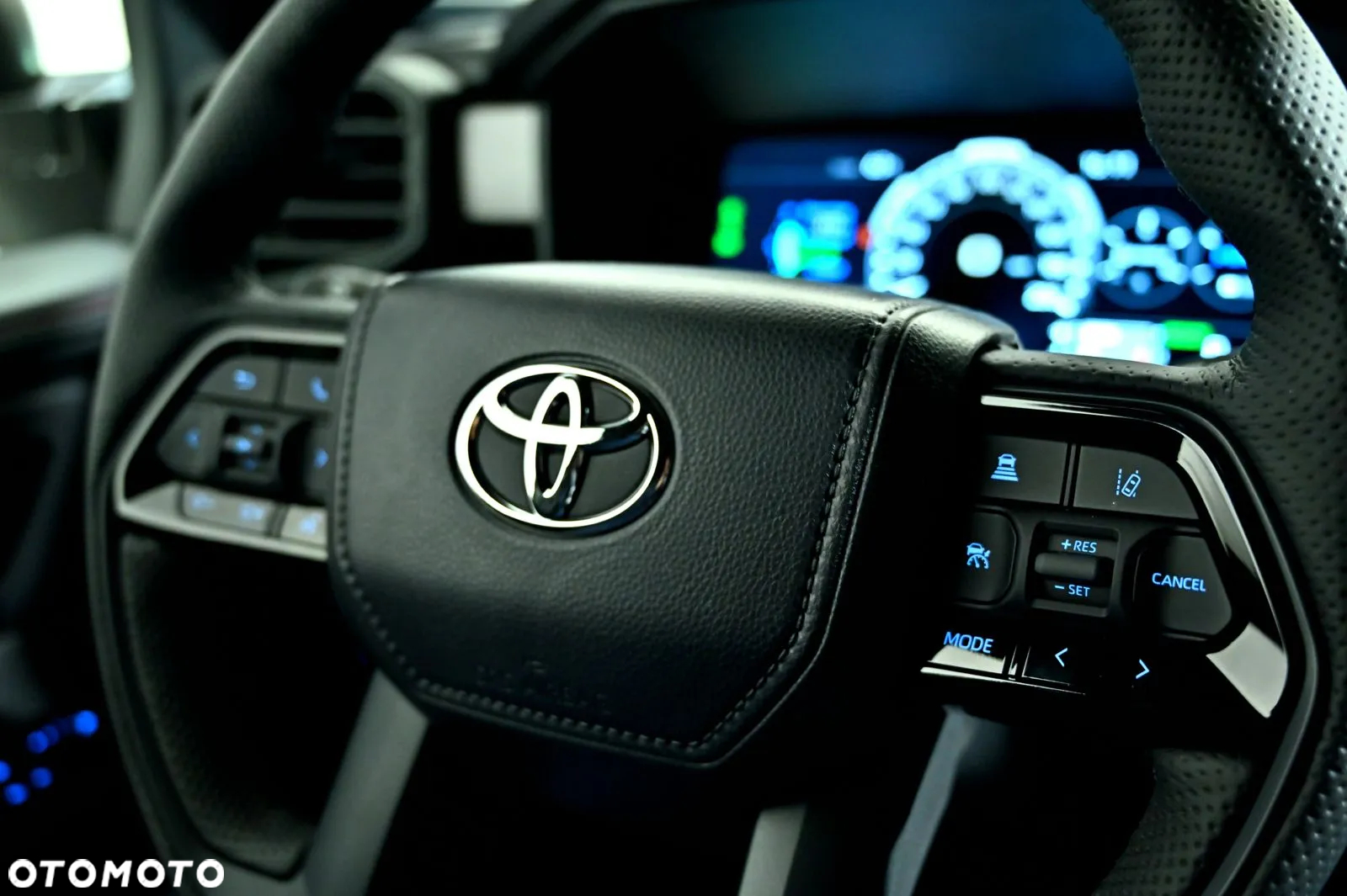 Toyota Sequoia - 39