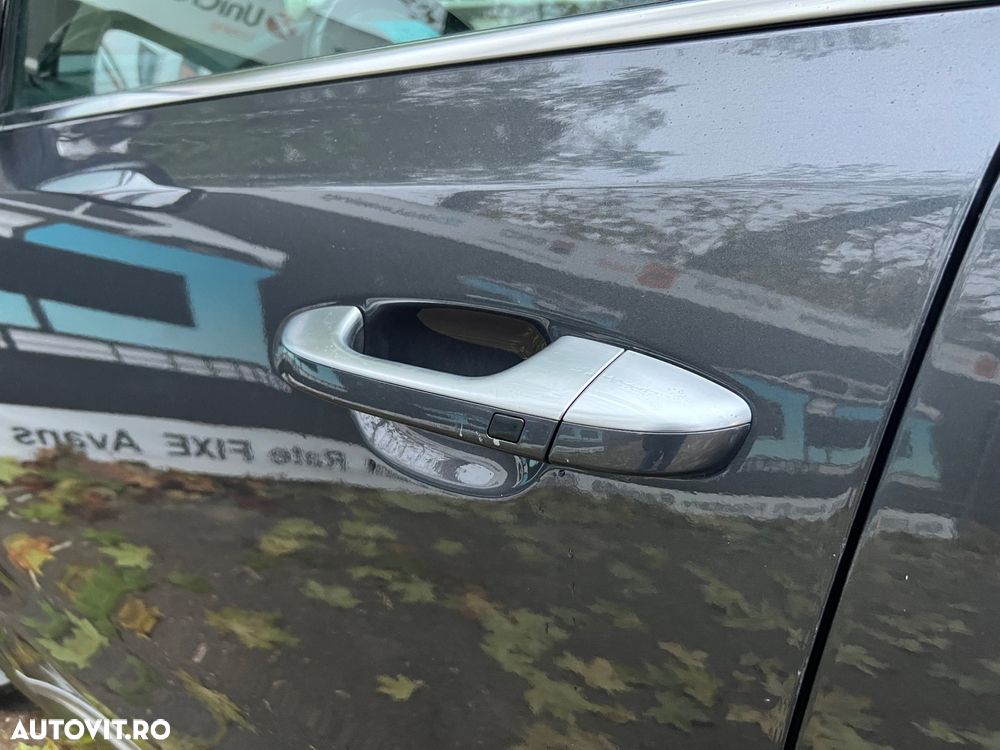 Kia Sportage 2.0 CRDI 2WD Attract - 26