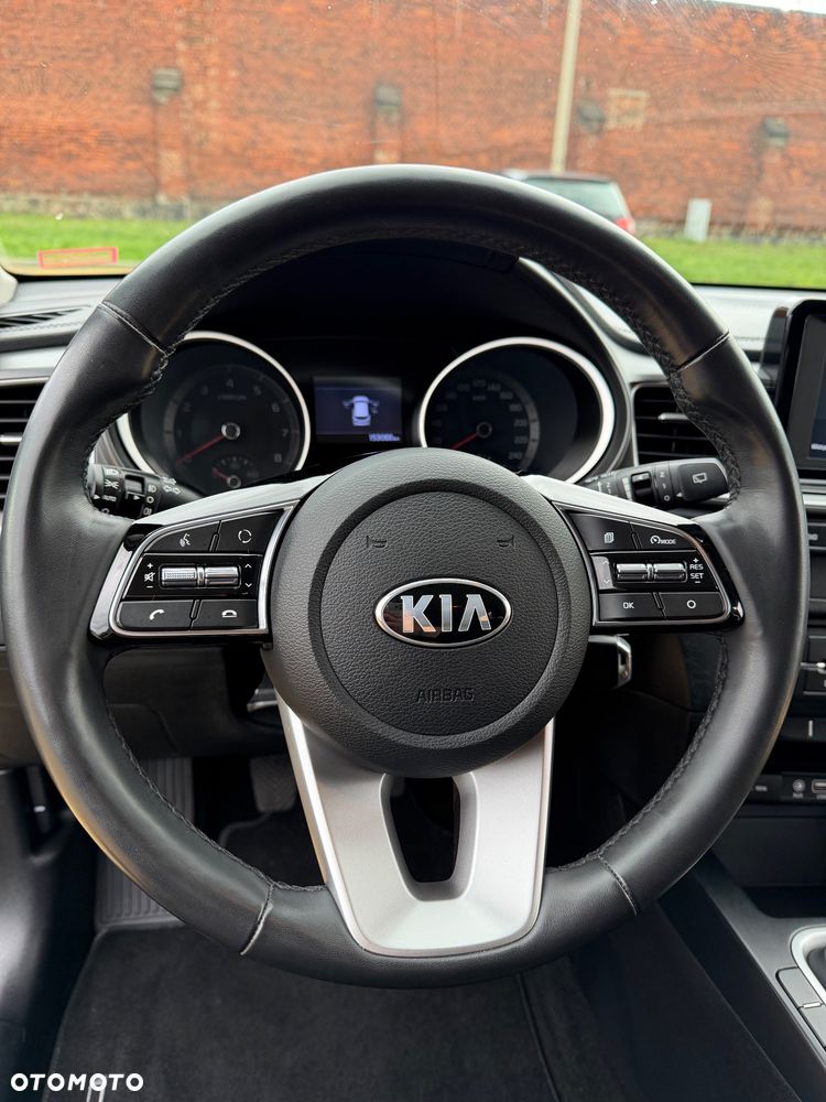 Kia Ceed 1.4 M - 21