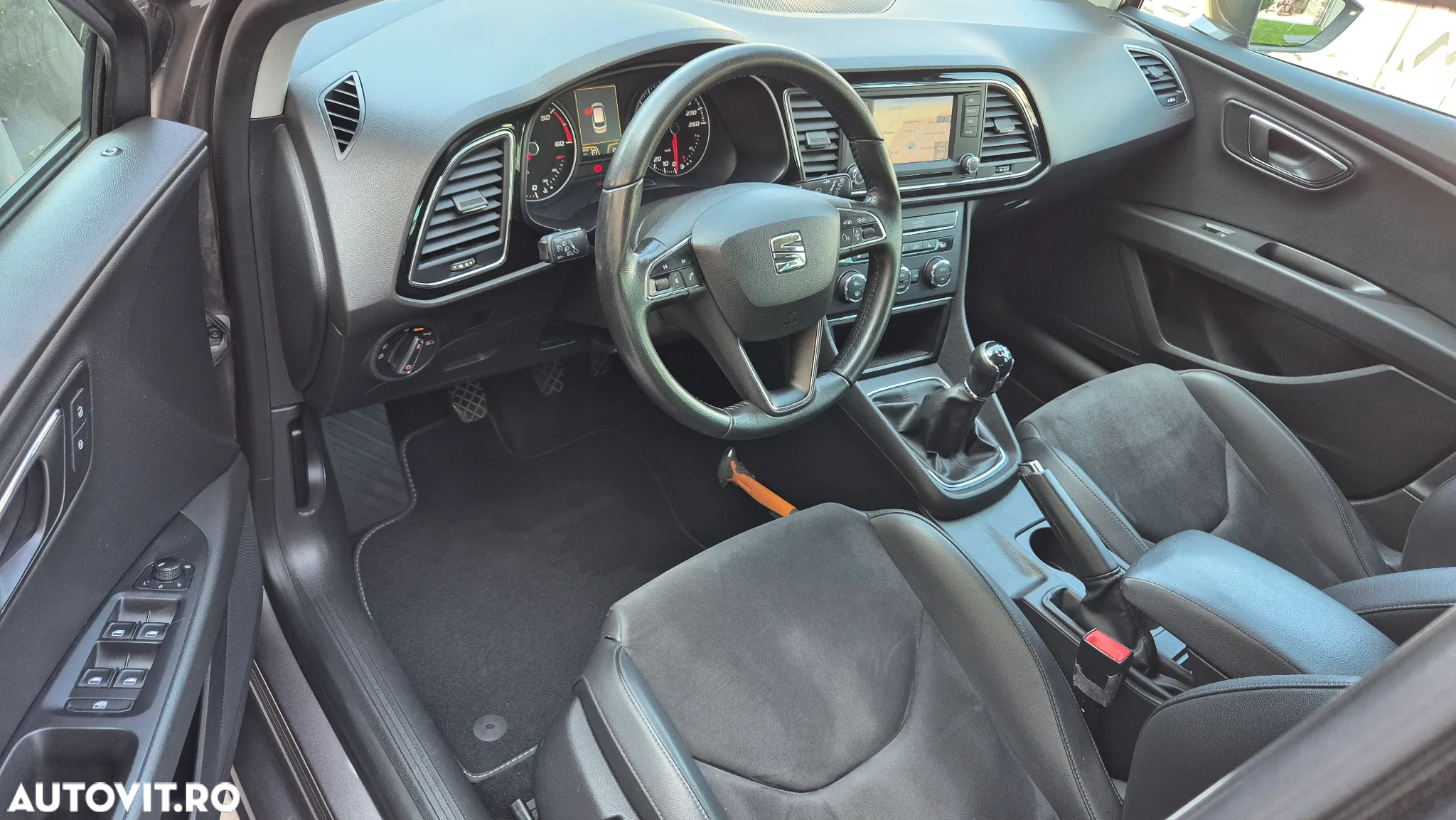 Seat Leon 1.6 TDI Start&Stop Ecomotive Style - 8