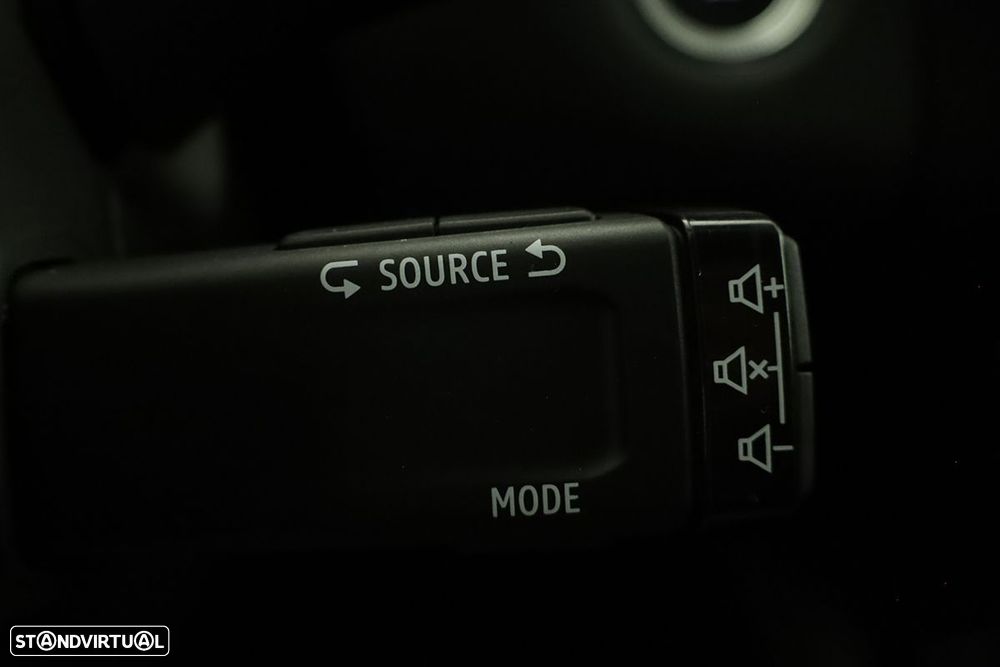 Renault Captur 1.0 TCe Techno Bi-Fuel - 19