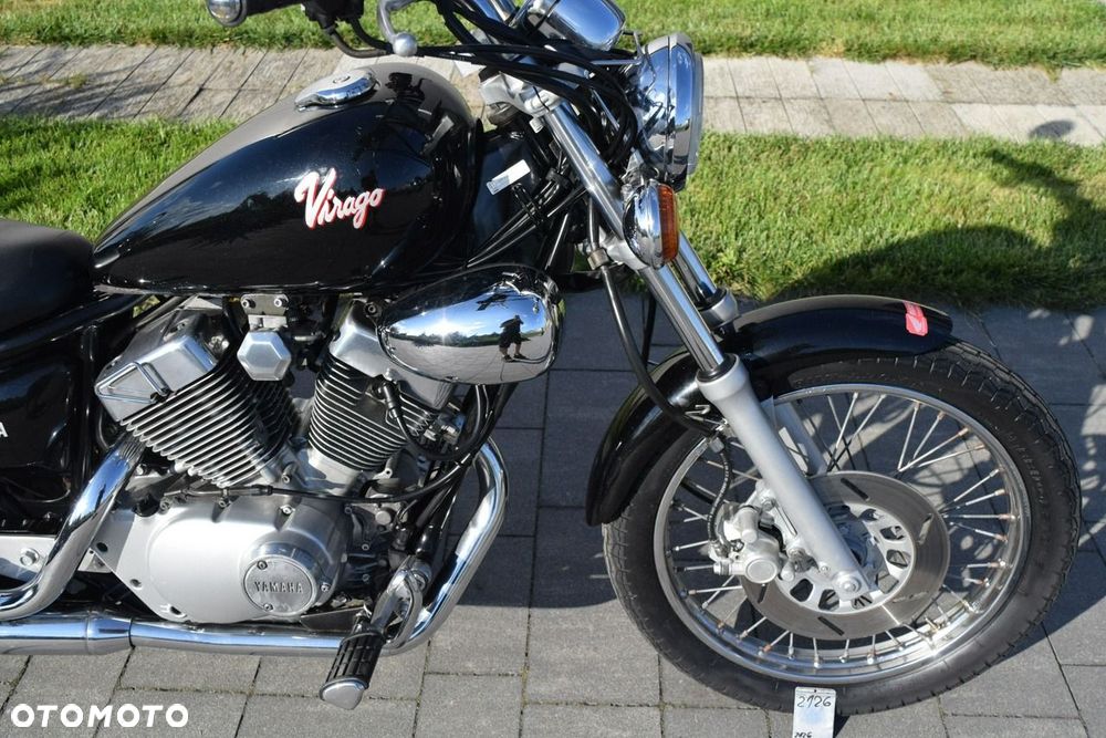 Yamaha XV - 9