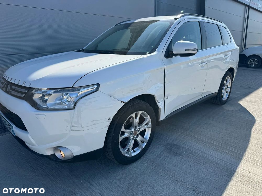 Mitsubishi Outlander - 15