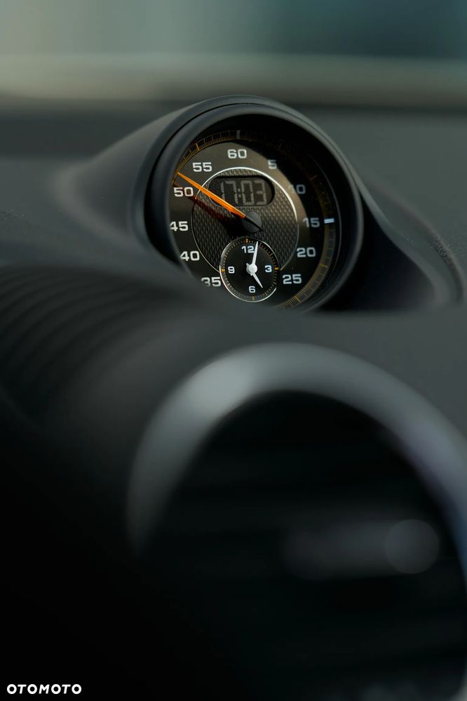 Porsche 718 Cayman GPF GT4 - 17