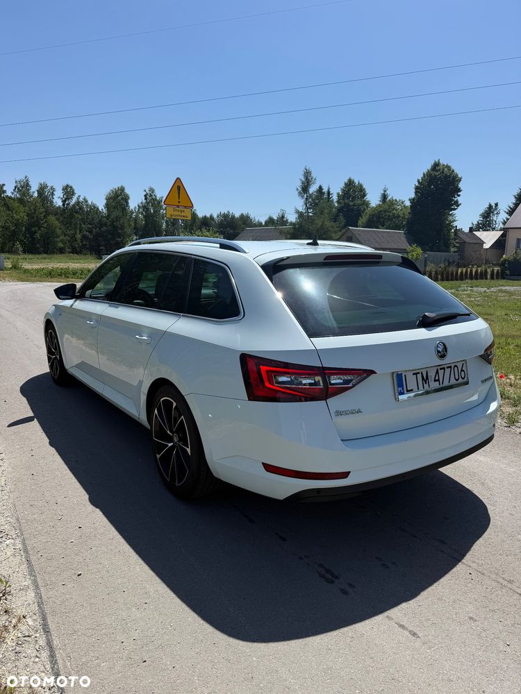 Skoda Superb 2.0 TDI L&K DSG - 5