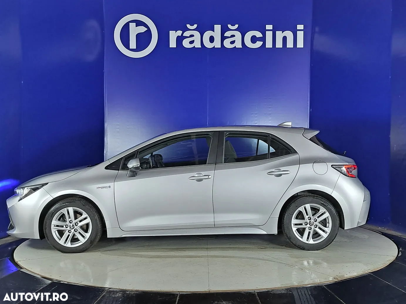 Toyota Corolla - 2