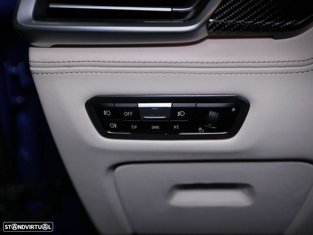 BMW X6 M50i Pack 50 anos - 21