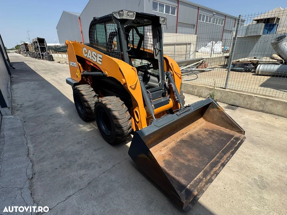 Case SR210 - 2