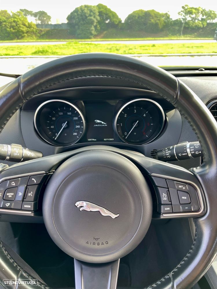 Jaguar F-Pace 2.0 i4D R-Sport - 7