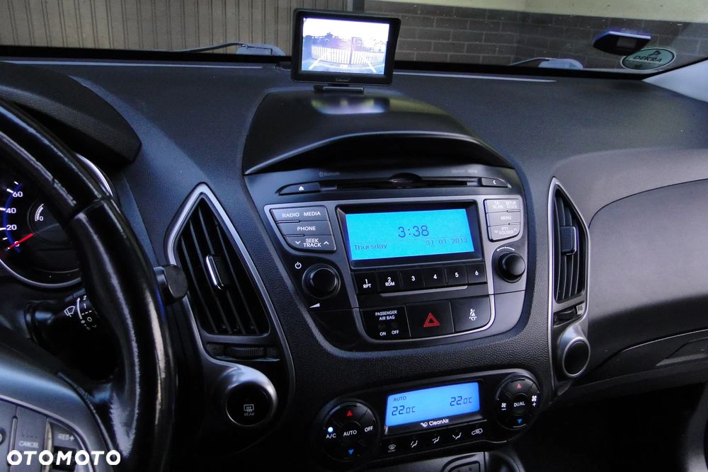 Hyundai ix35 2.0 CRDi 4WD Fifa World Cup Gold Edition - 18