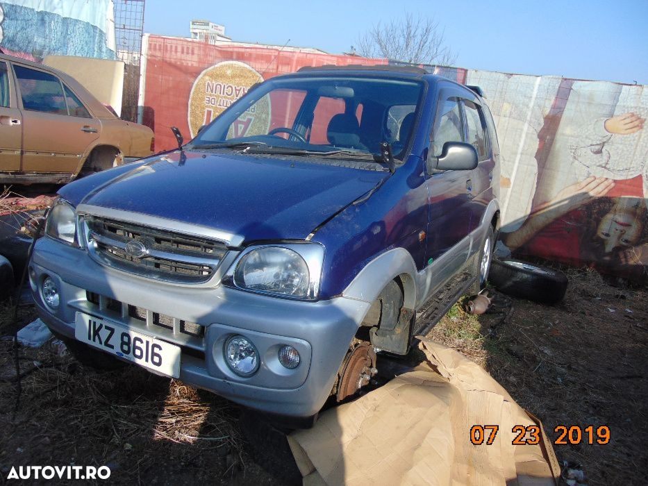 Dezmembrez Daihatsu Terios motor 1.3 cutie manuala usi far arc capota - 3