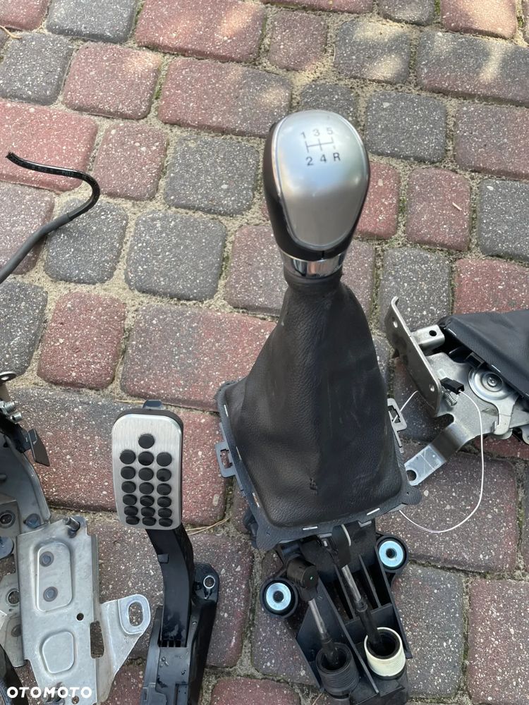 ford fiest mk7 ST gałka zmiany biegów pedały nakładki ręczny europa ori - 3