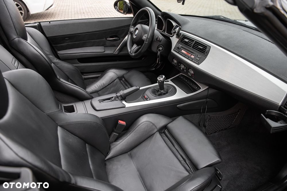 BMW Z4 3.0si - 21
