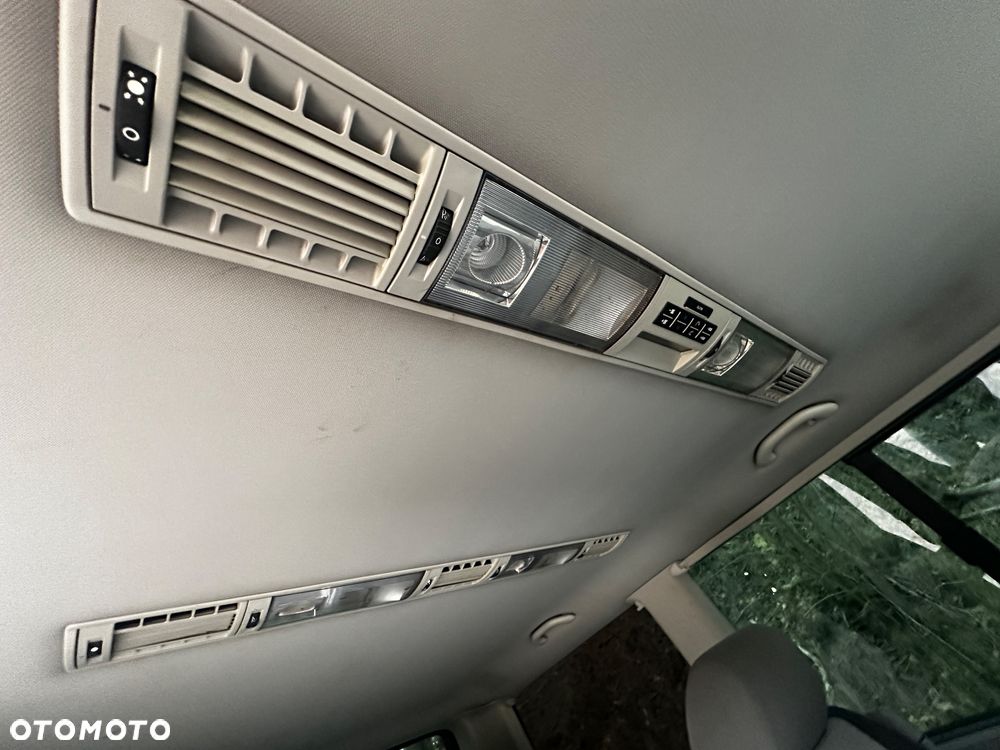 Volkswagen Multivan - 6