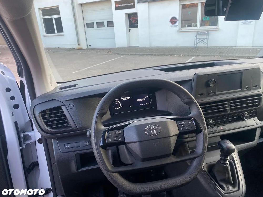 Toyota PROACE - 11