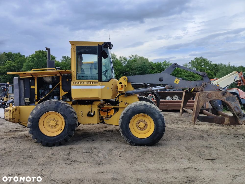 Volvo Ładowarka Kołowa Przegubowa VOLVO BM L50B L50 B z Chwytakiem Hydraulicznym - 2