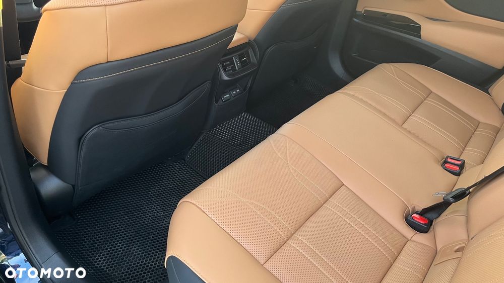 Lexus ES 300h Prestige - 12